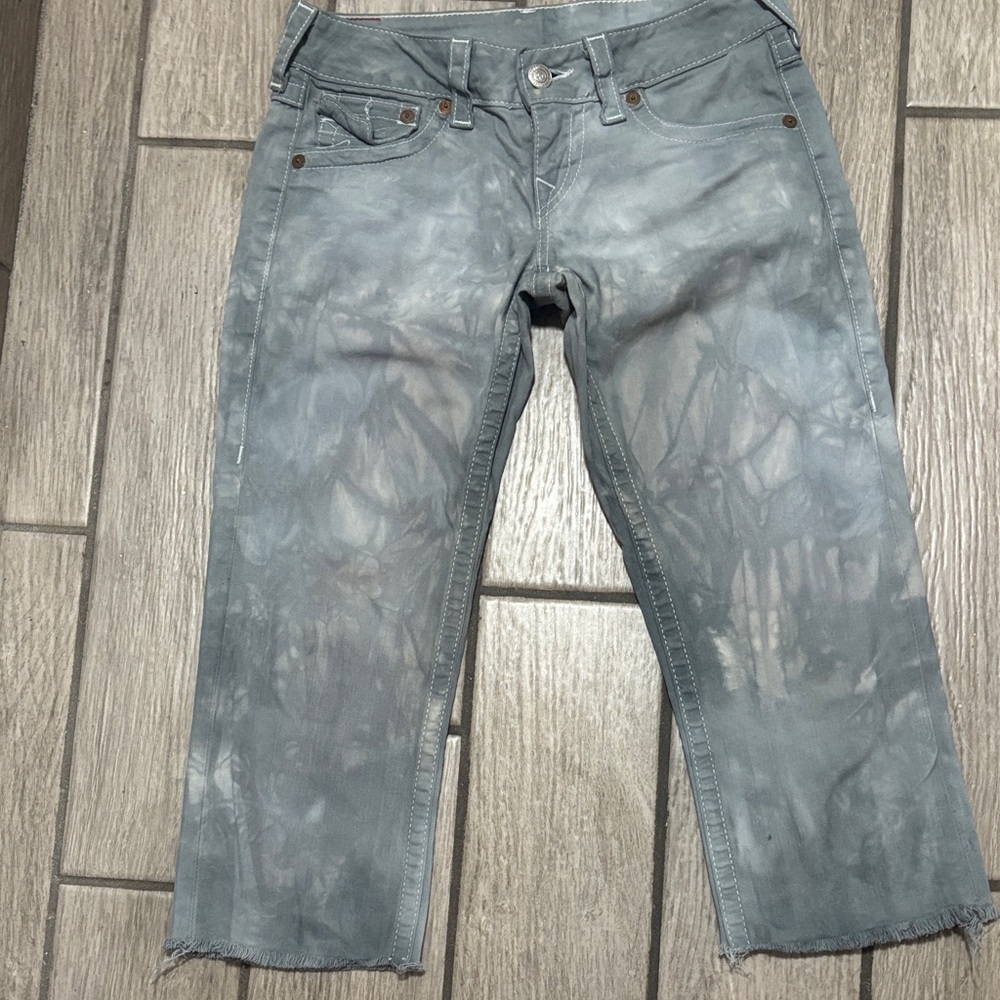True Religion Gray Tie-Dye Capris